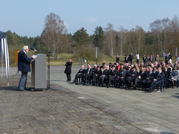 Bergen-Belsen   047.jpg